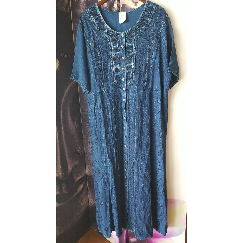 Vintage 90's Blue Short Sleeve Floral Embroidered Modest Maxi Button Front Dress
